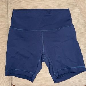 Lululemon Wunder train 6”